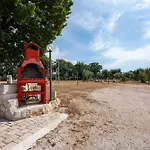 Casale Dello Zio, Private Wood Villa Castellana Grotte