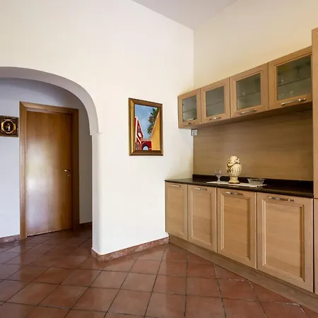 Casale Dello Zio, Private Wood Villa