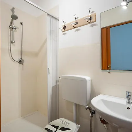Casale Dello Zio, Private Wood Villa *